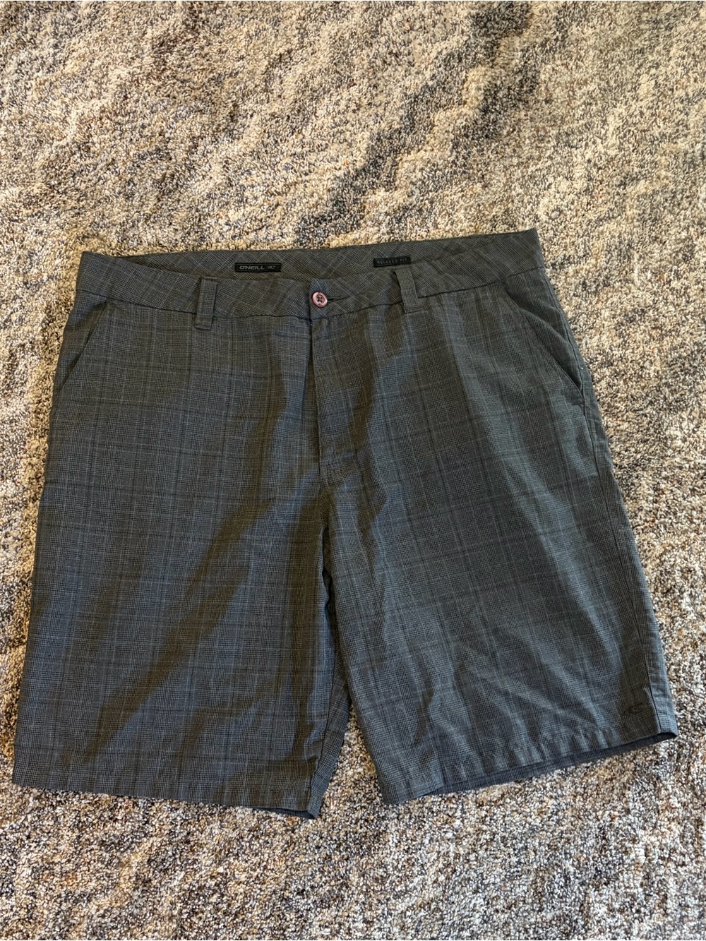 O'Neill Men's Charcoal Plaid Flat Front Shorts